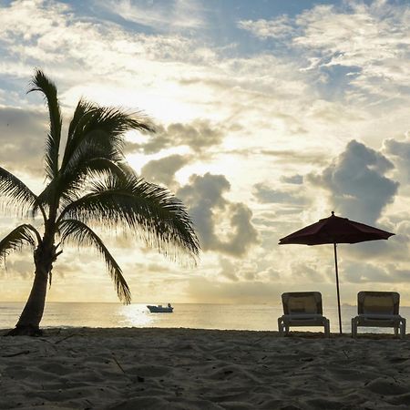 Kinta Kan Cabanas Hotel Playa Del Carmen Esterno foto