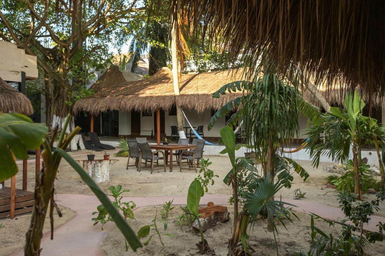 Kinta Kan Cabanas Hotel Playa Del Carmen Esterno foto