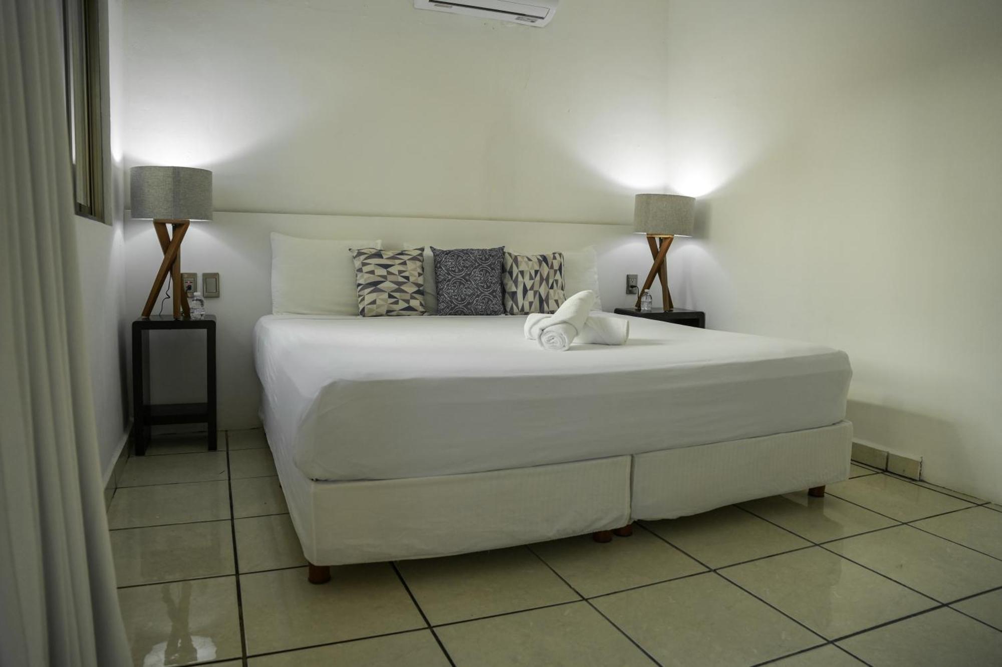 Kinta Kan Cabanas Hotel Playa Del Carmen Esterno foto